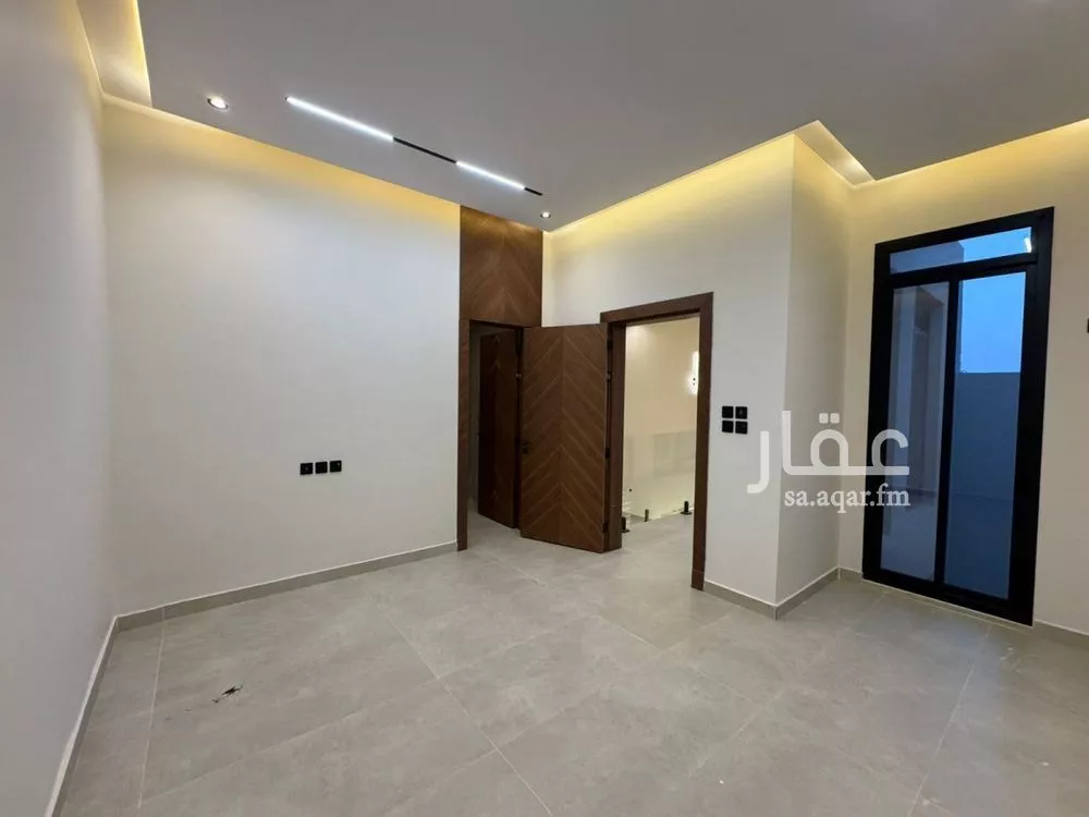 6 bedroom villa in Al Mahdiyyah 14