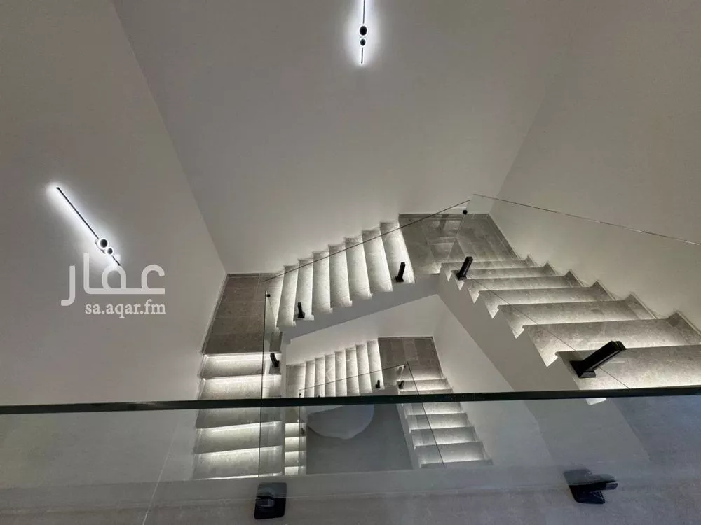 6 bedroom villa in Al Mahdiyyah 15