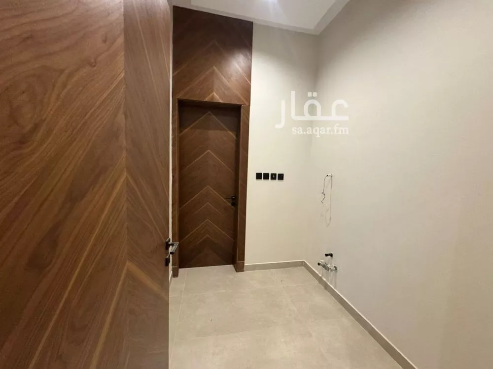 6 bedroom villa in Al Mahdiyyah 16