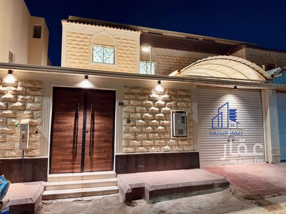 4 bedroom villa in Al Zahrah 3