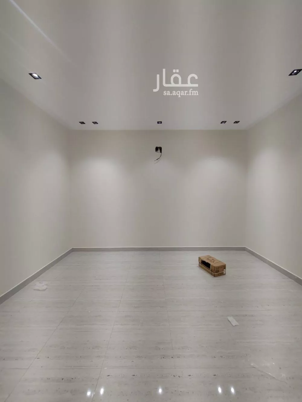 فيلا 5 غرف في طويق 8