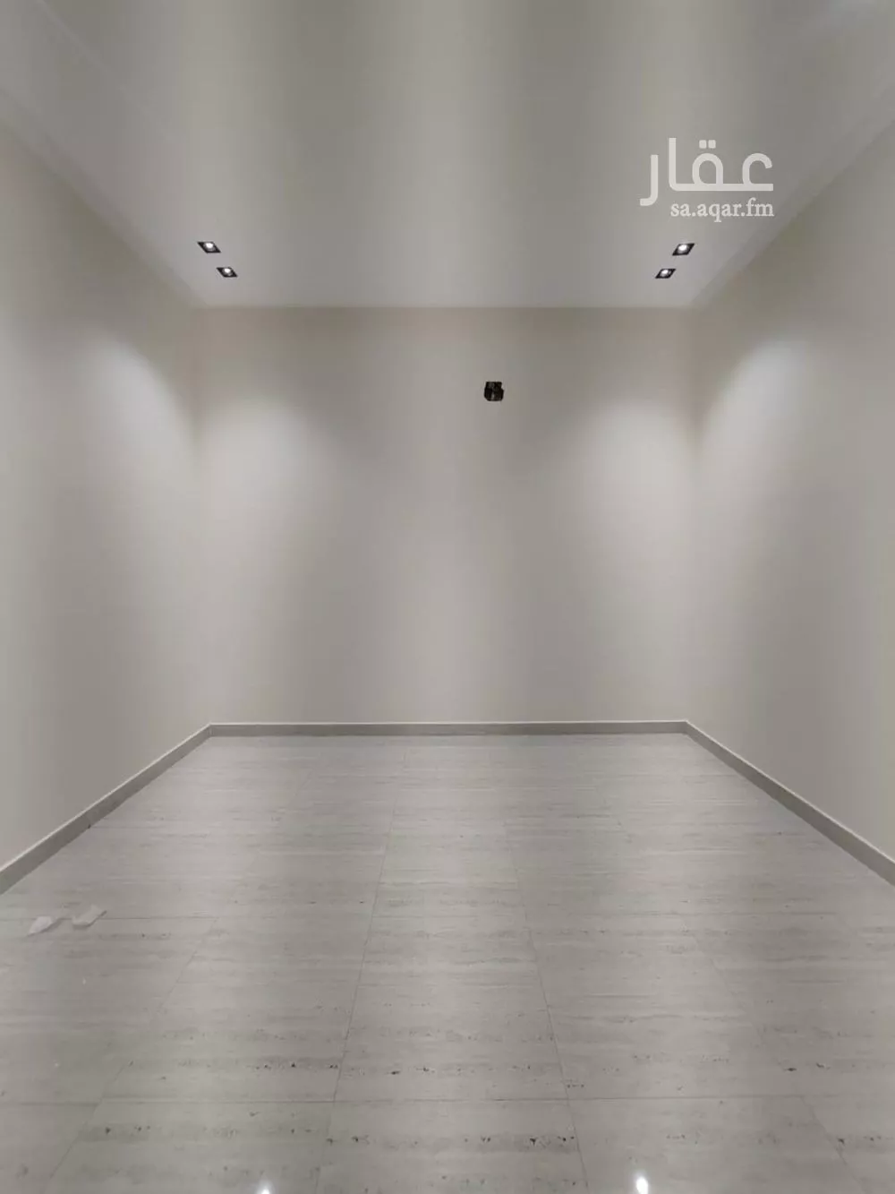 فيلا 5 غرف في طويق 9