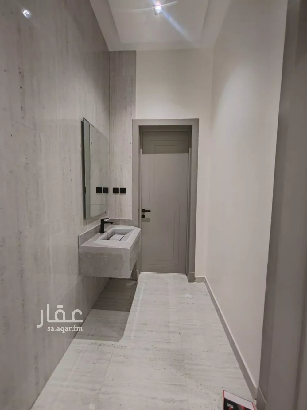 فيلا 5 غرف في طويق 10