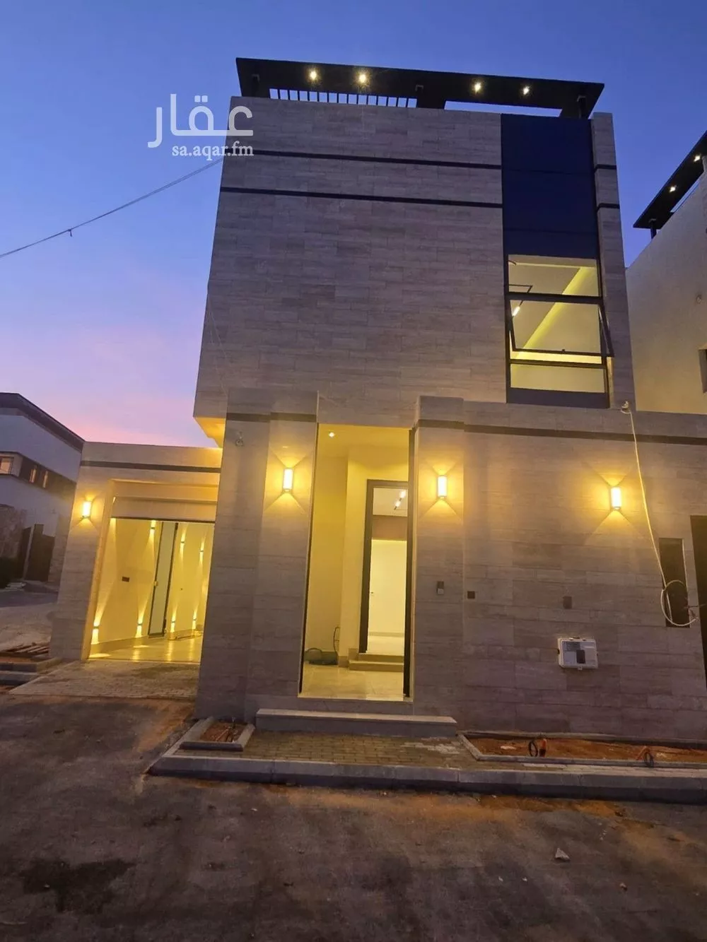 5 bedroom villa in Al Narjis 2