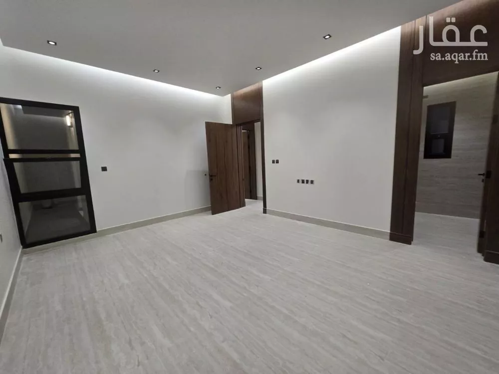 5 bedroom villa in Al Narjis 9
