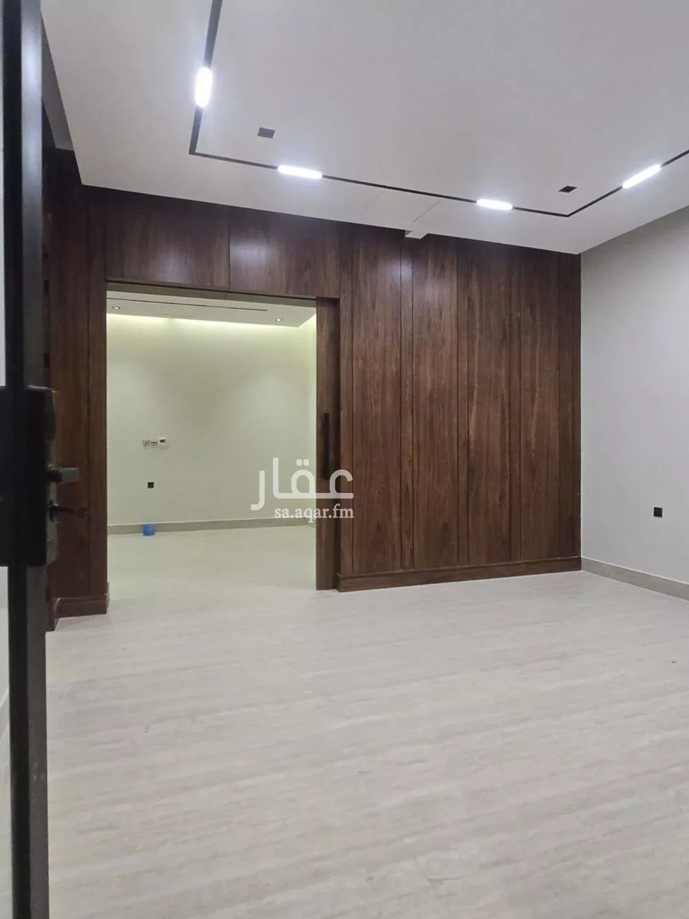 5 bedroom villa in Al Narjis 10