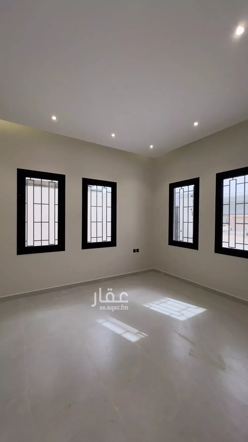 فيلا 5 غرف في بنبان 5