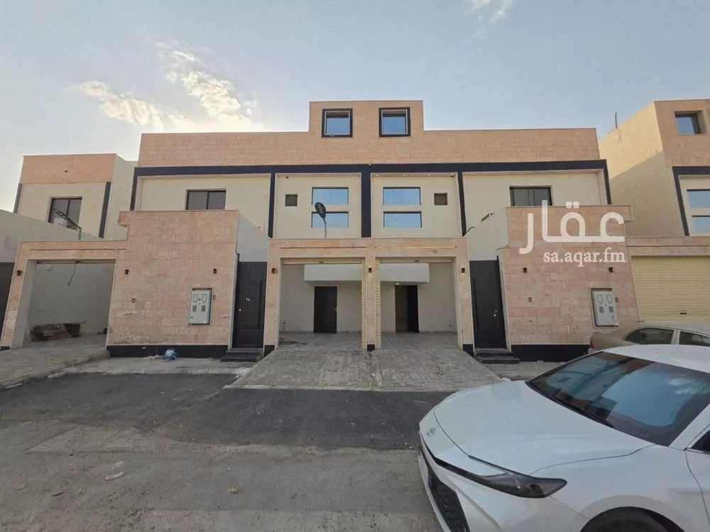 5 bedroom villa in Badr 2