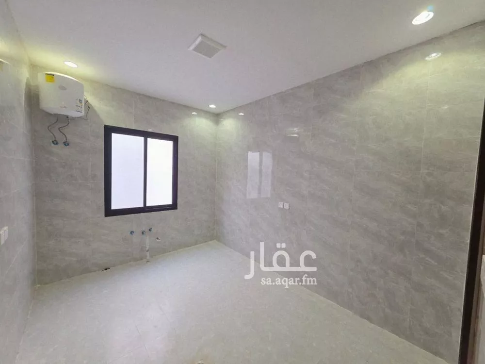 5 bedroom villa in Badr 6