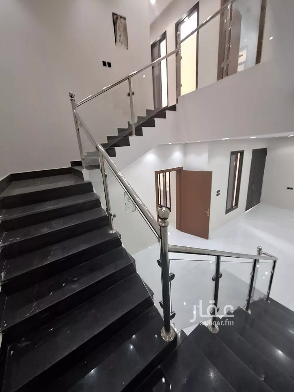 5 bedroom villa in Dhahrat Laban 8