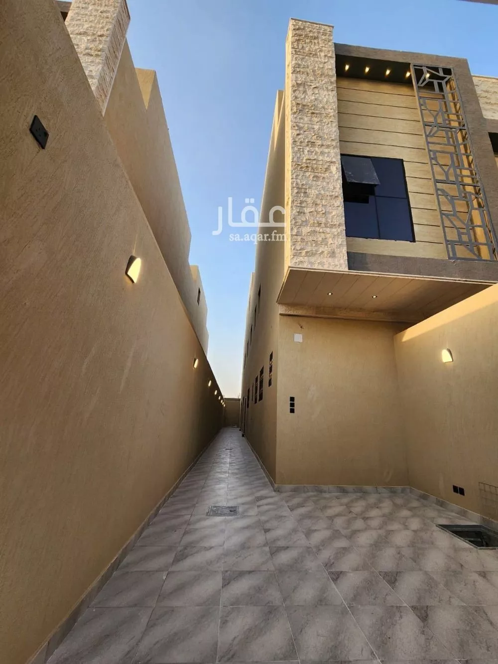 5 bedroom villa in Okaz 2