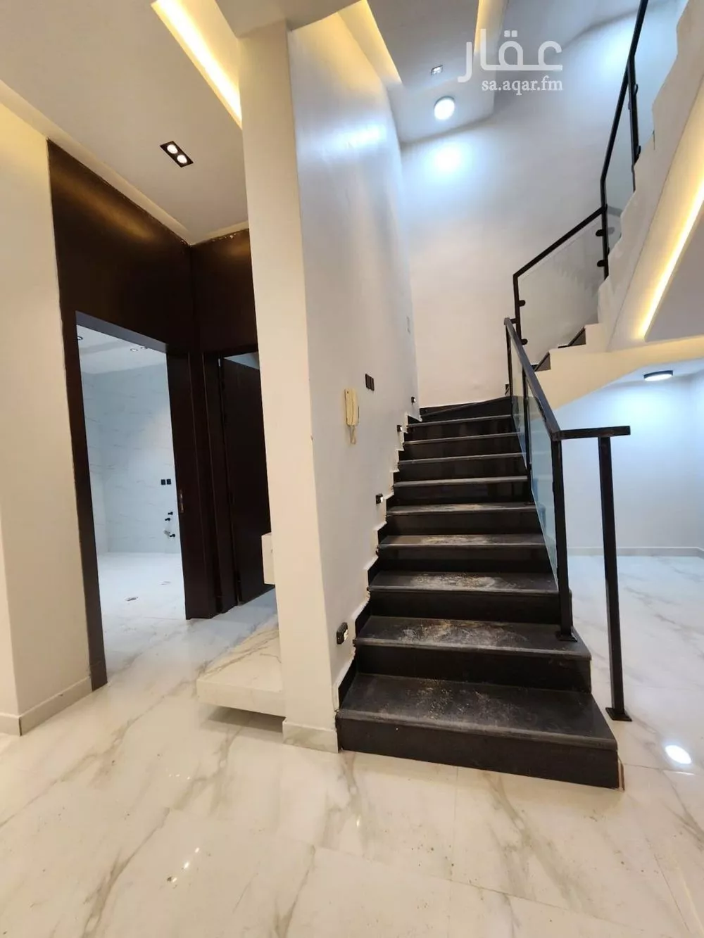 5 bedroom villa in Okaz 12