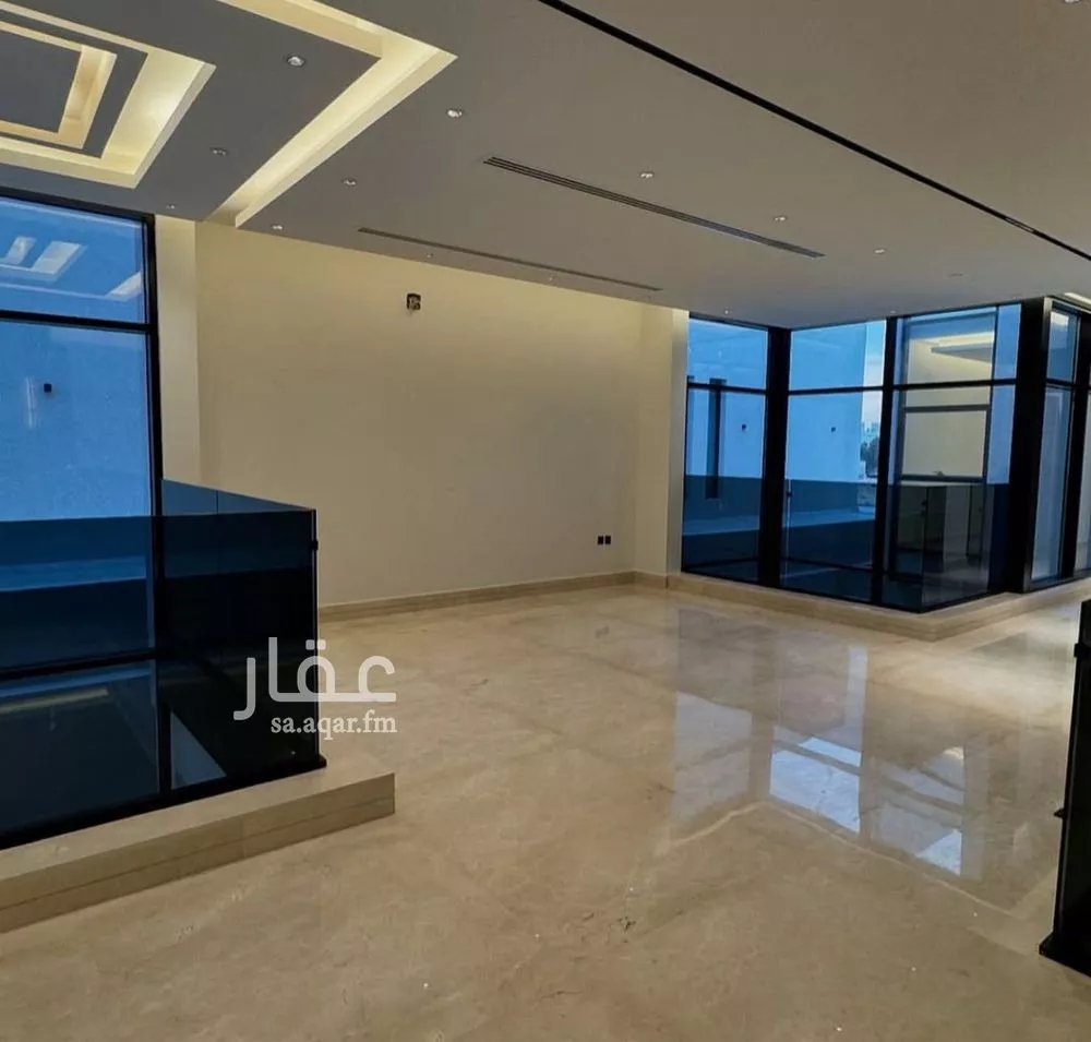 فيلا 6 غرف في الملقا 6