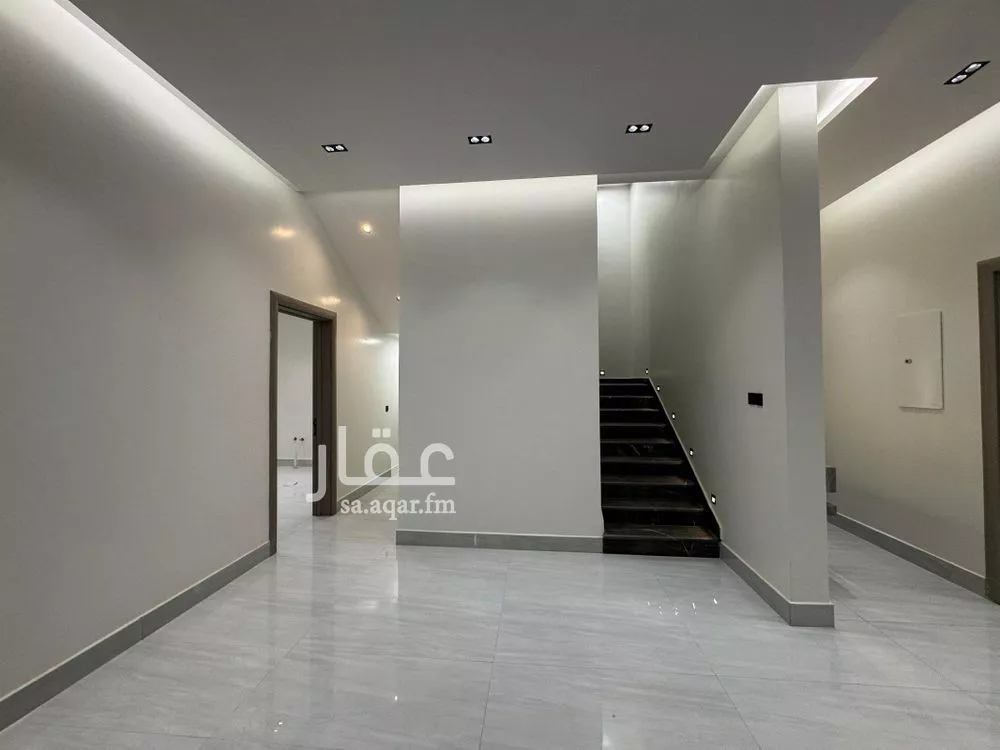 فيلا 4 غرف في الرمال 13