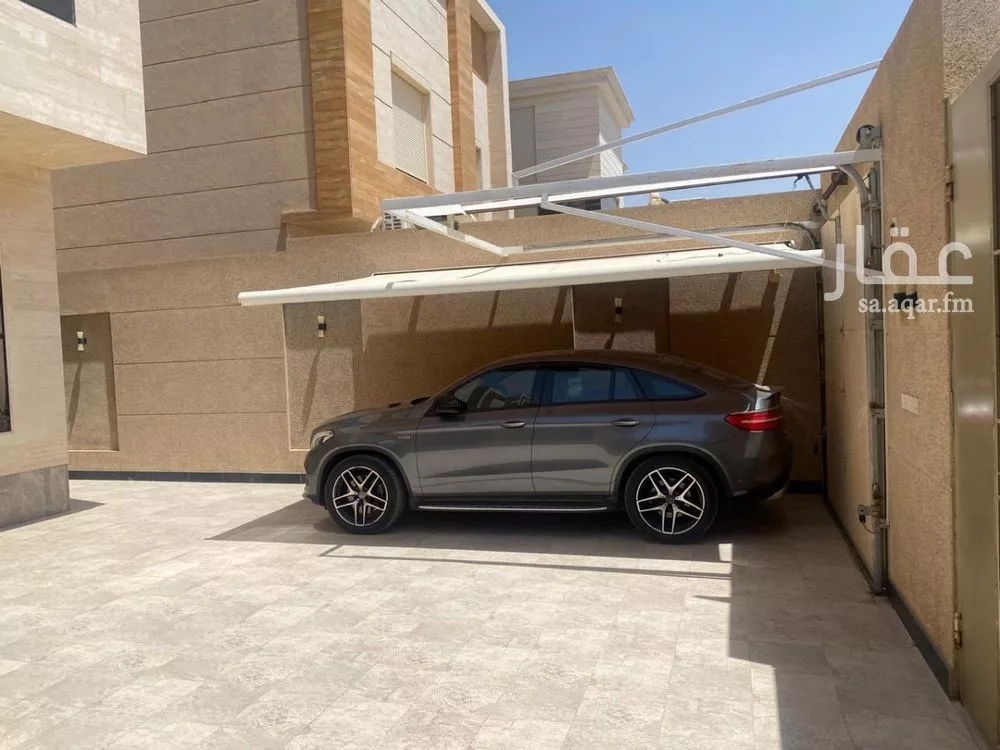 10 bedroom villa in Al Malqa 6