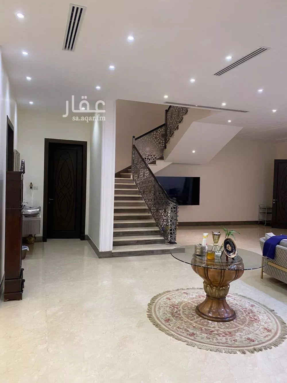 10 bedroom villa in Al Malqa 9