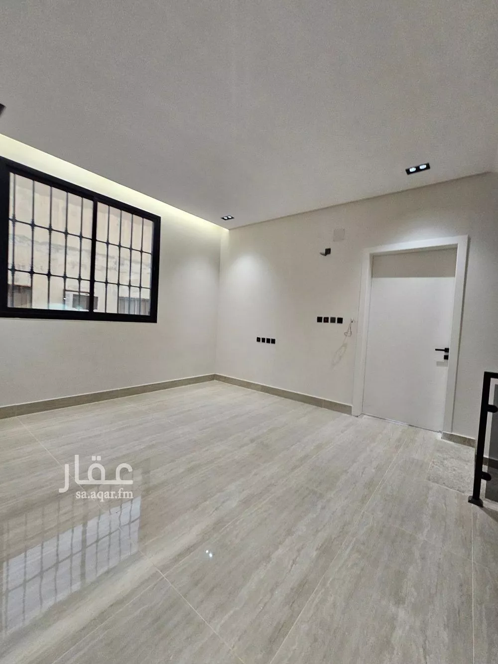 6 bedroom villa in Tuwaiq 15