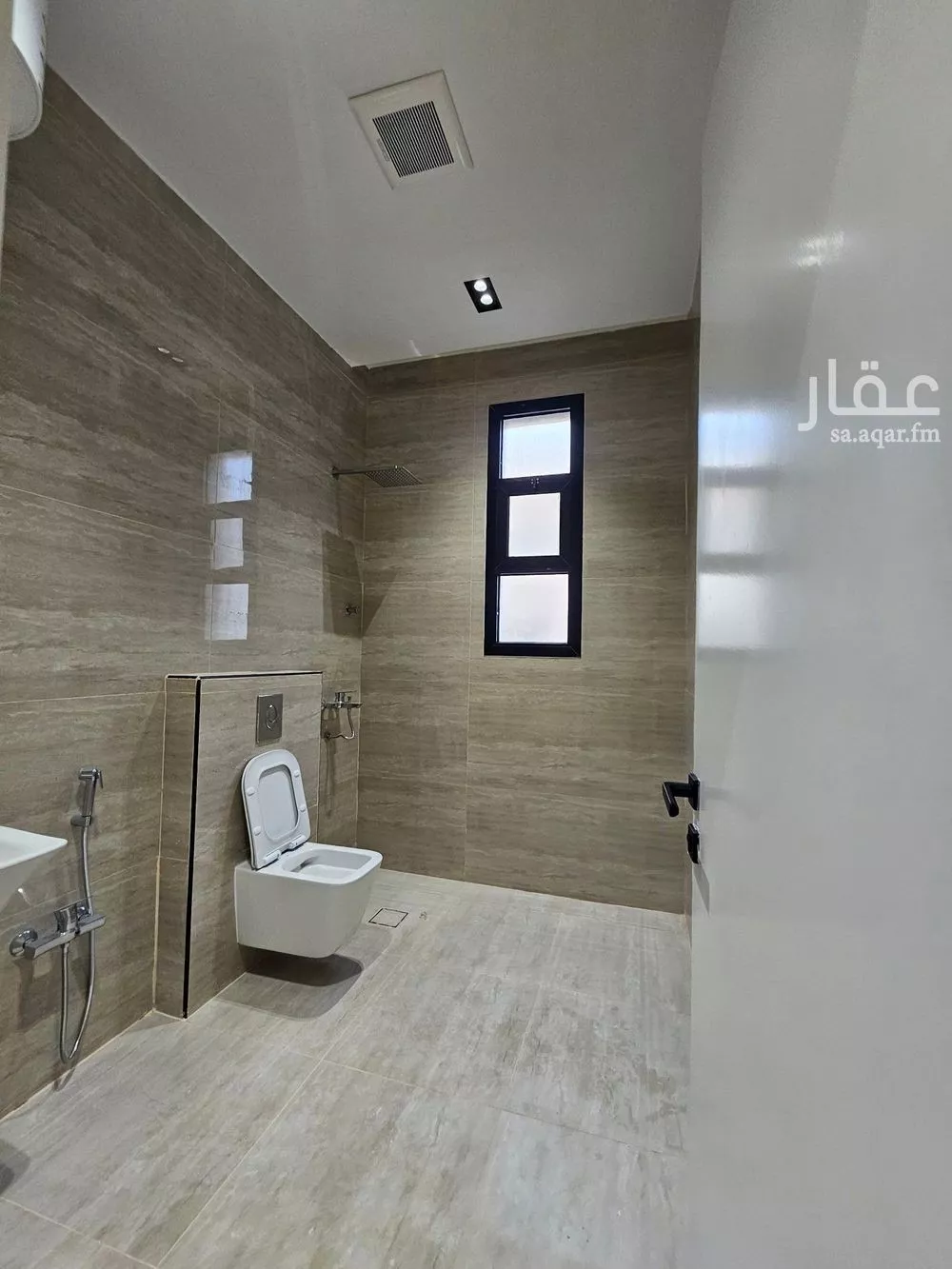 6 bedroom villa in Tuwaiq 16