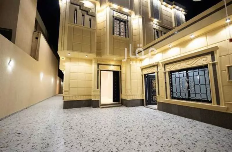 6 bedroom villa in Al Rimal 2