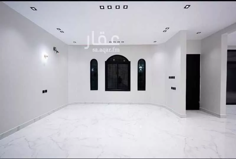 6 bedroom villa in Al Rimal 15