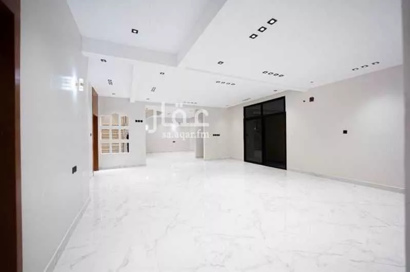 6 bedroom villa in Al Rimal 7
