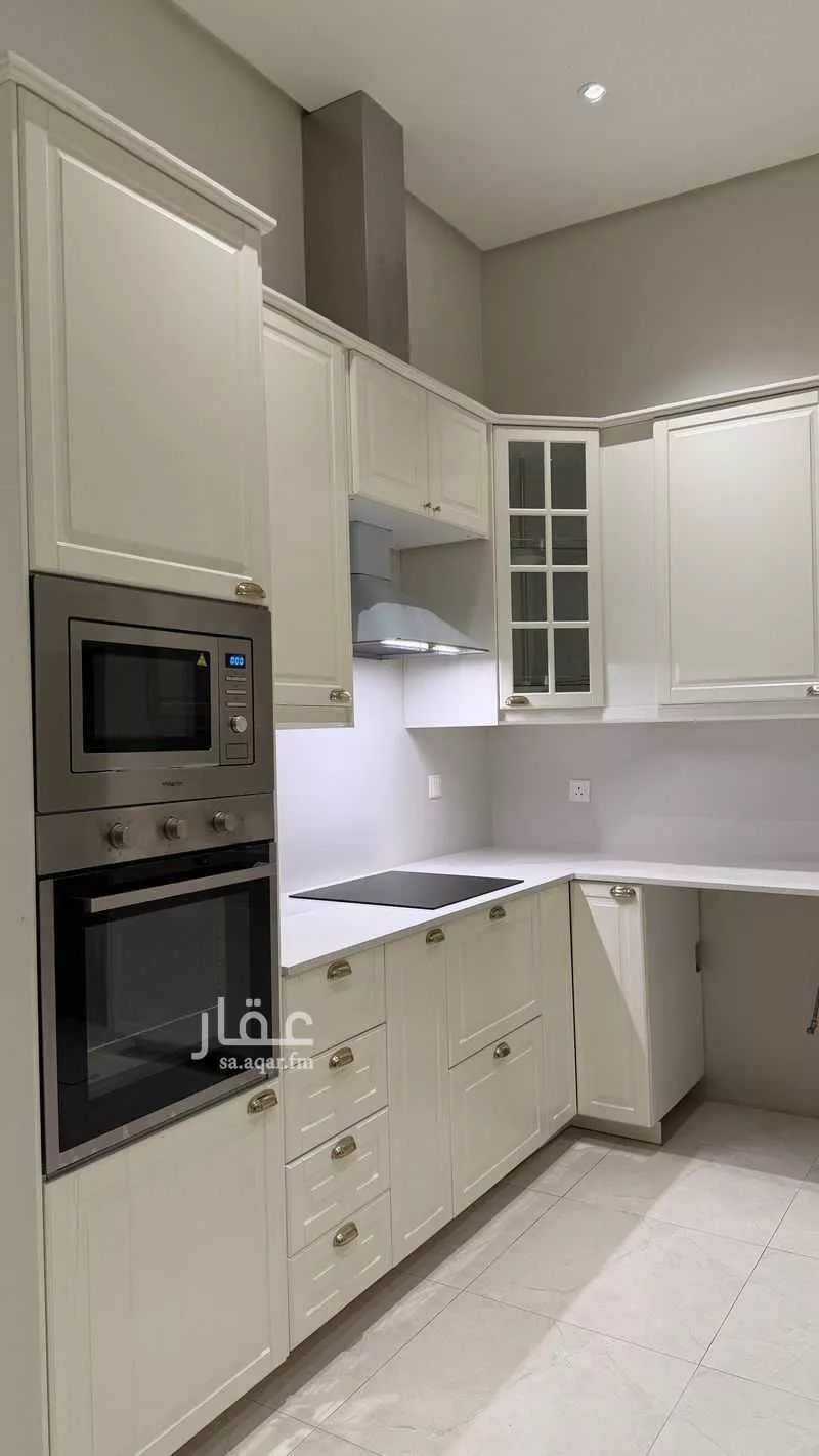 2 bedroom apartment in Qurtubah 8