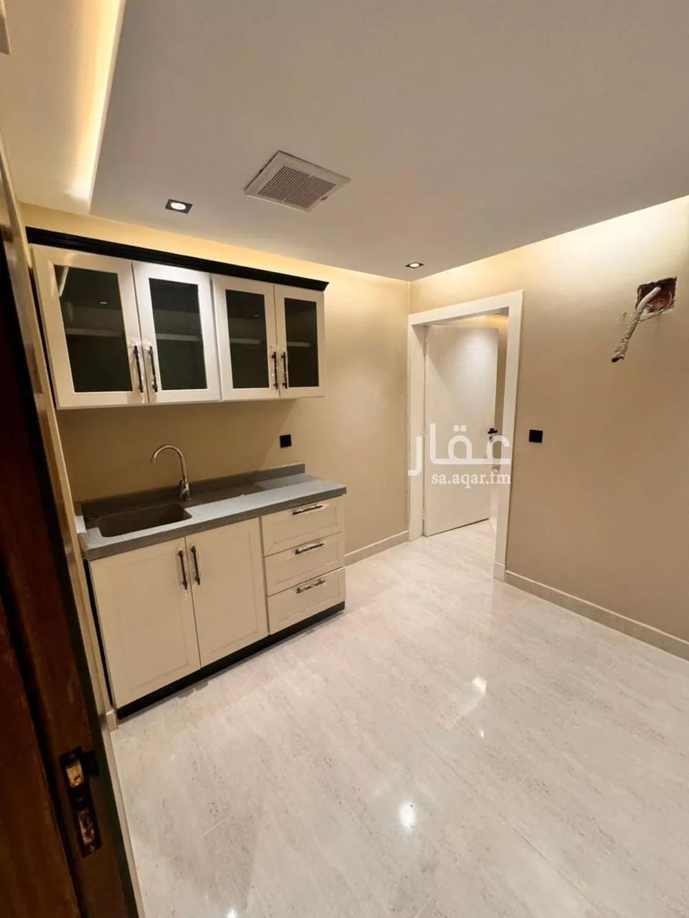 1 bedroom apartment in Al Aqiq 3
