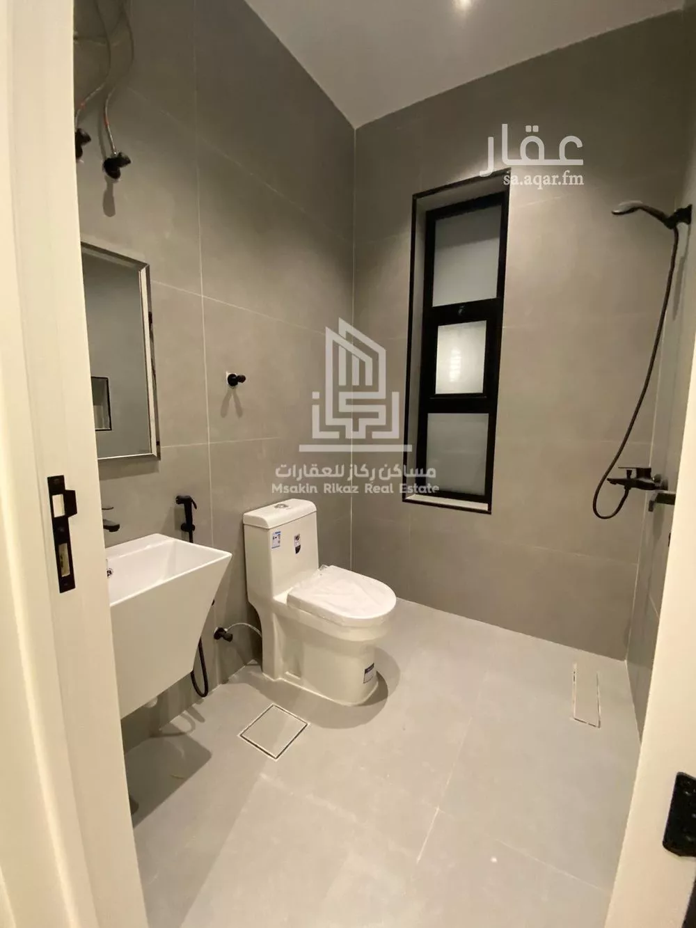 4 bedroom apartment in Al Fayha 12