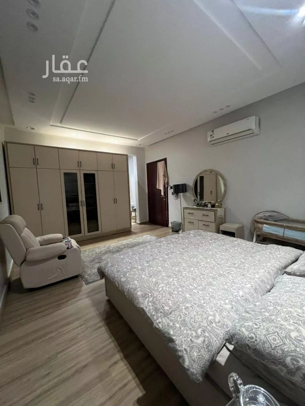 4 bedroom villa in Okaz 8