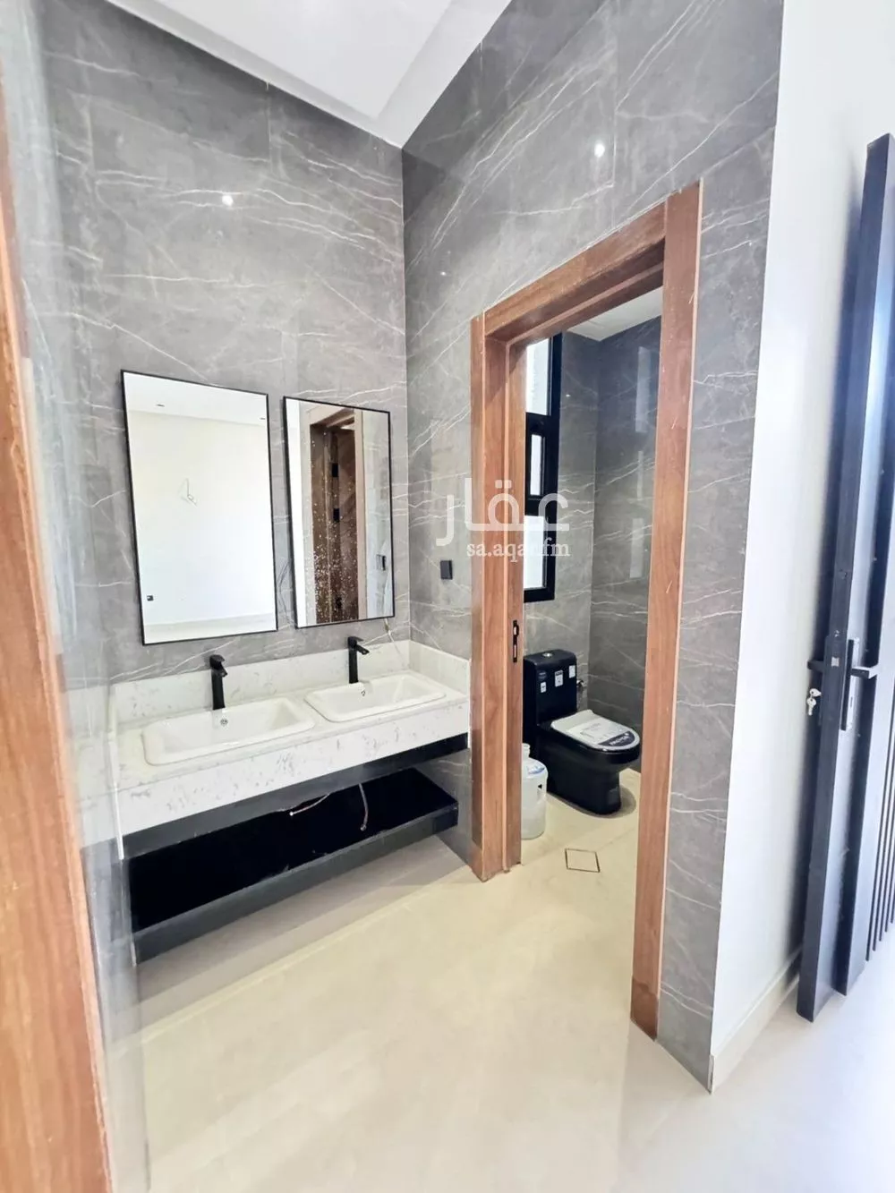 5 bedroom villa in Tuwaiq 4
