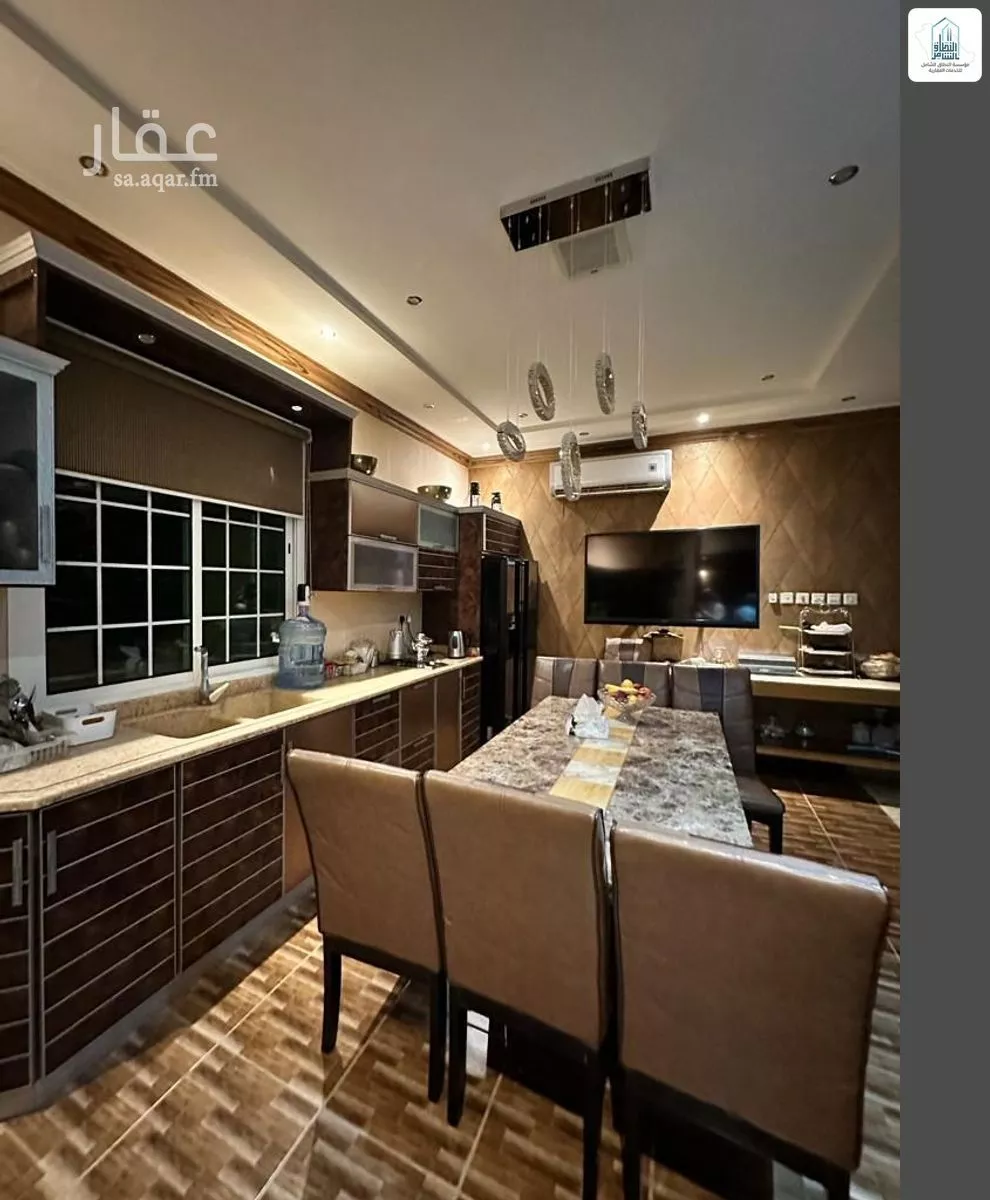 8 bedroom villa in Al Yasmin 15