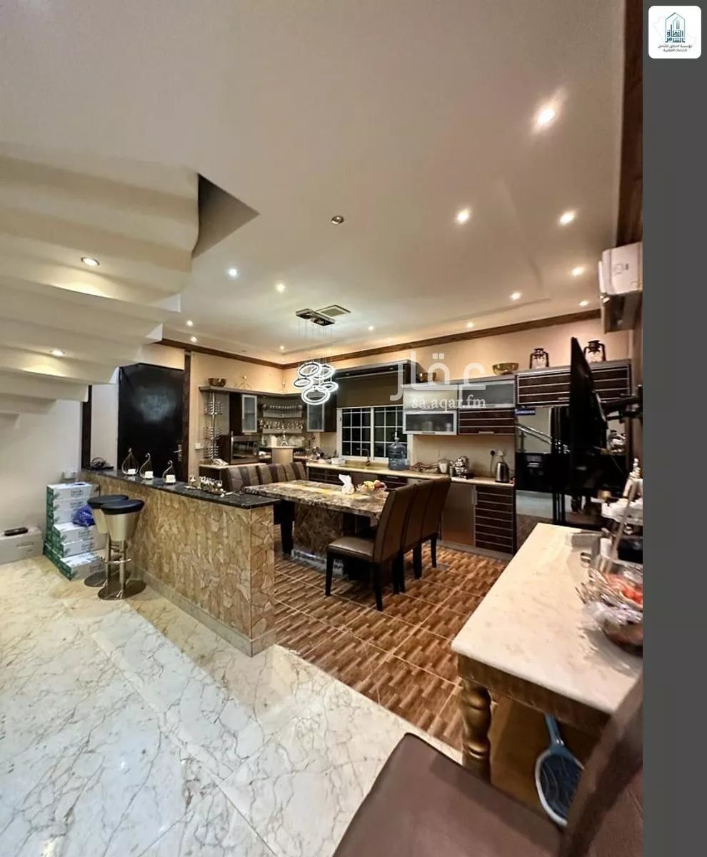 8 bedroom villa in Al Yasmin 26