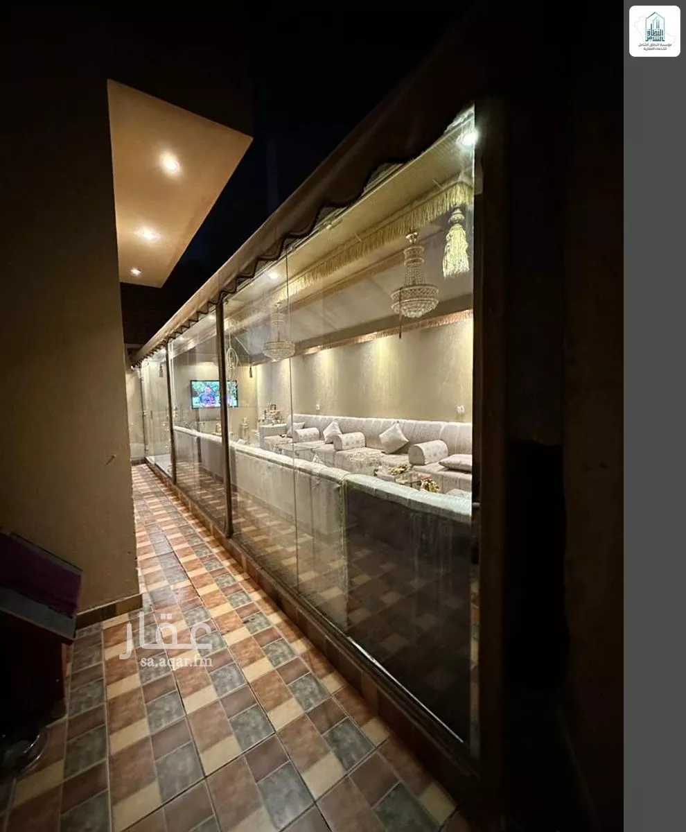 8 bedroom villa in Al Yasmin 38