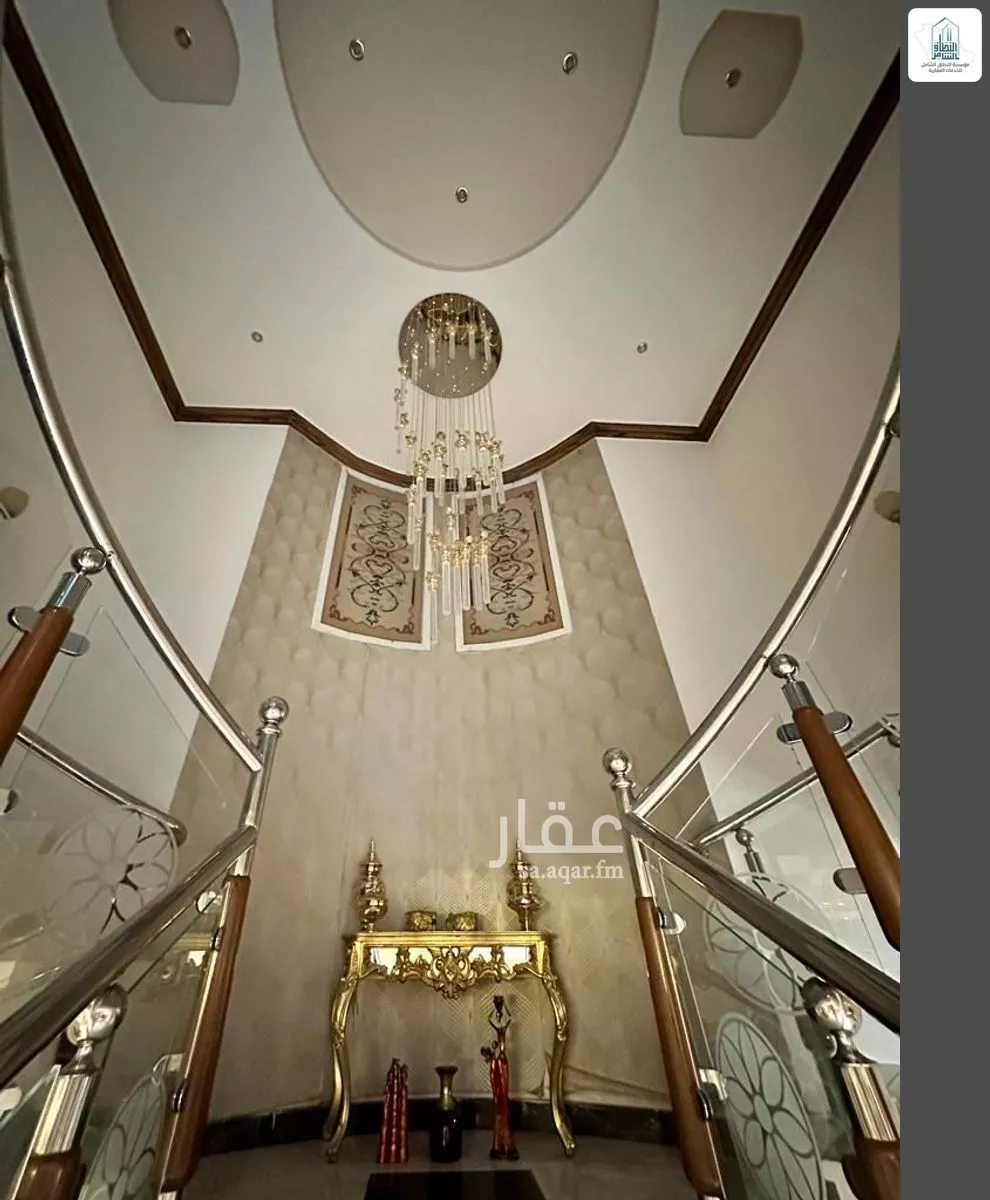 8 bedroom villa in Al Yasmin 9