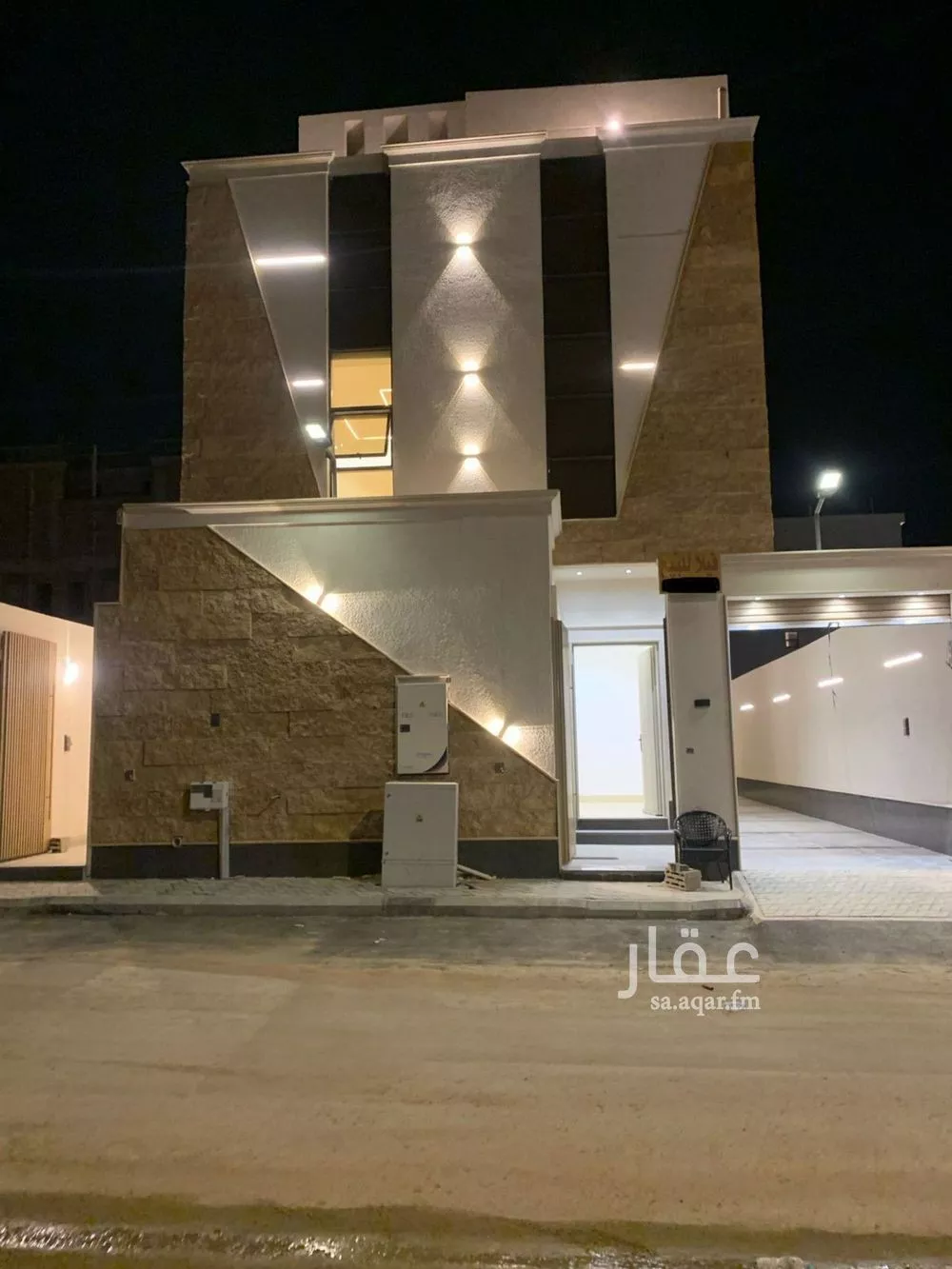 6 bedroom villa in Al Janadriyah 12