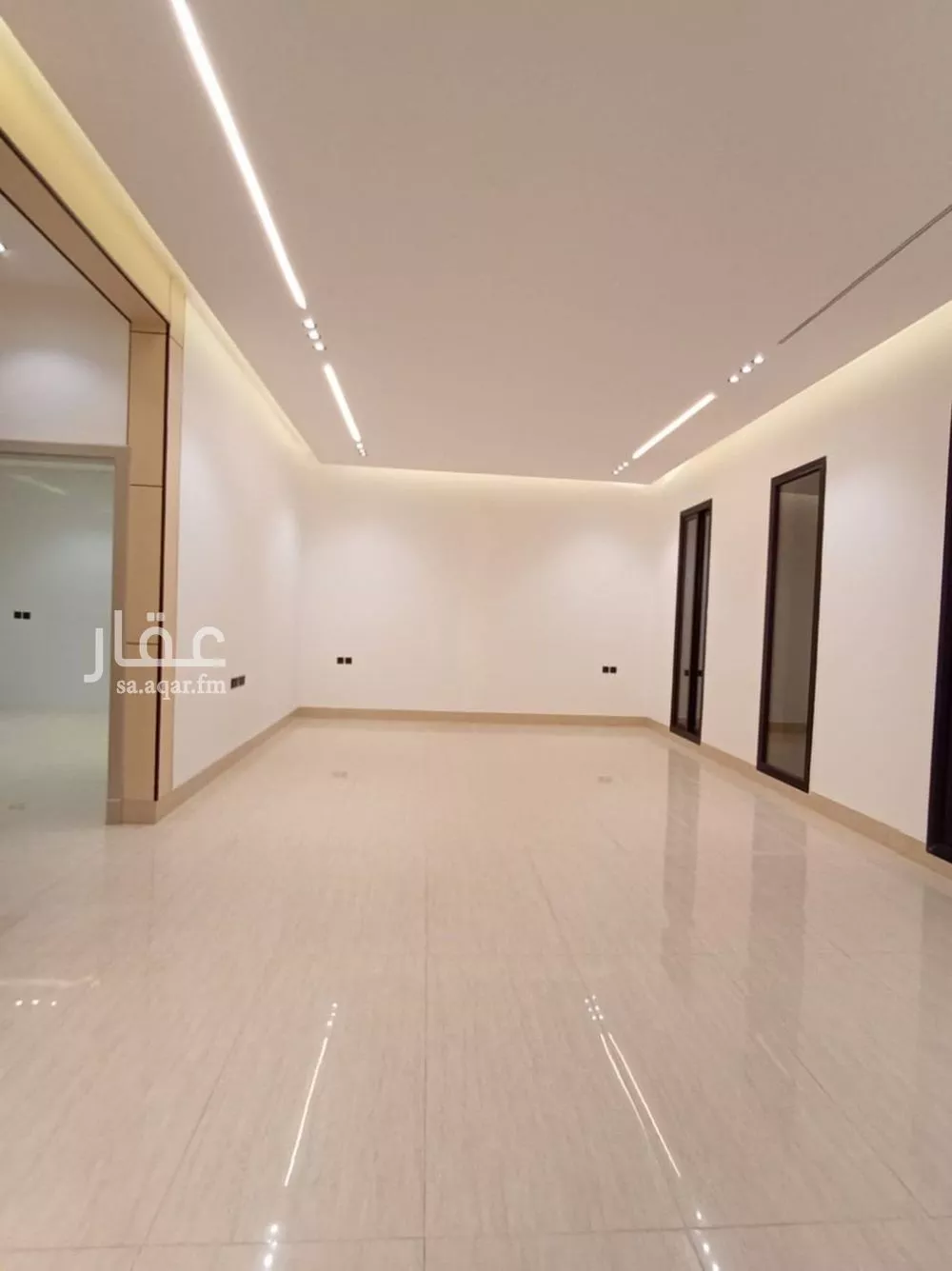 6 bedroom villa in Al Janadriyah 10