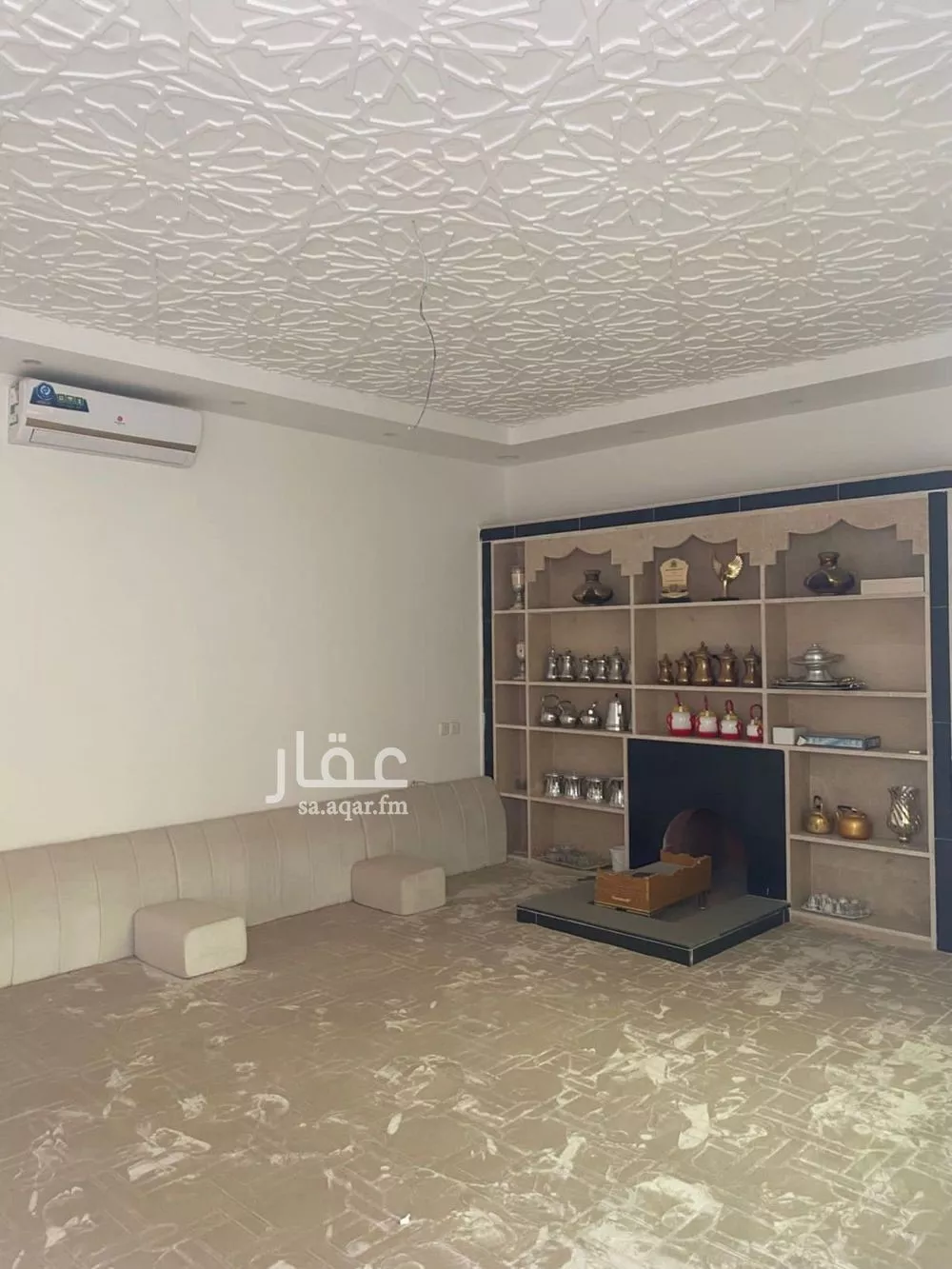 فيلا 8 غرف في الرمال 10