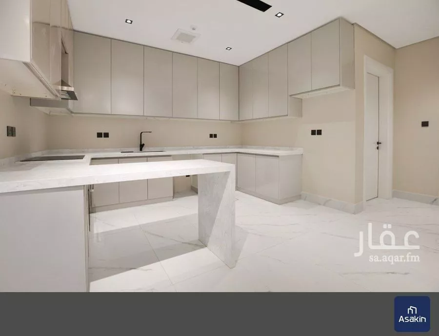 3 bedroom apartment in Al Aridh 5