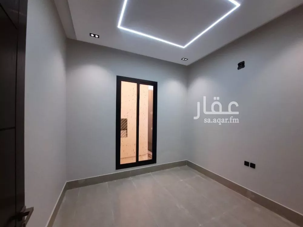 6 bedroom villa in Al Uraija Al Gharbiyah 12
