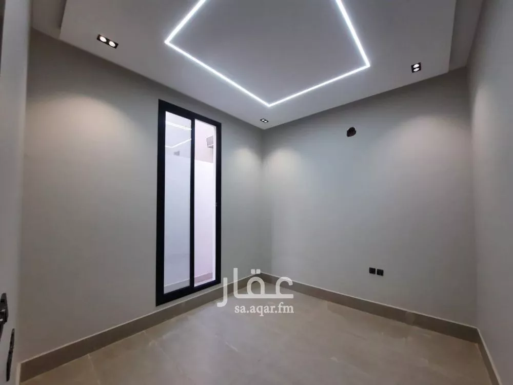 6 bedroom villa in Al Uraija Al Gharbiyah 17