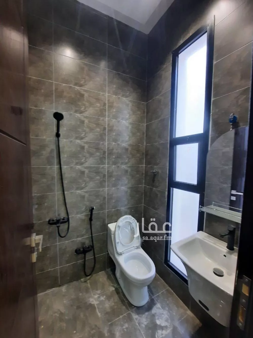 6 bedroom villa in Al Uraija Al Gharbiyah 23