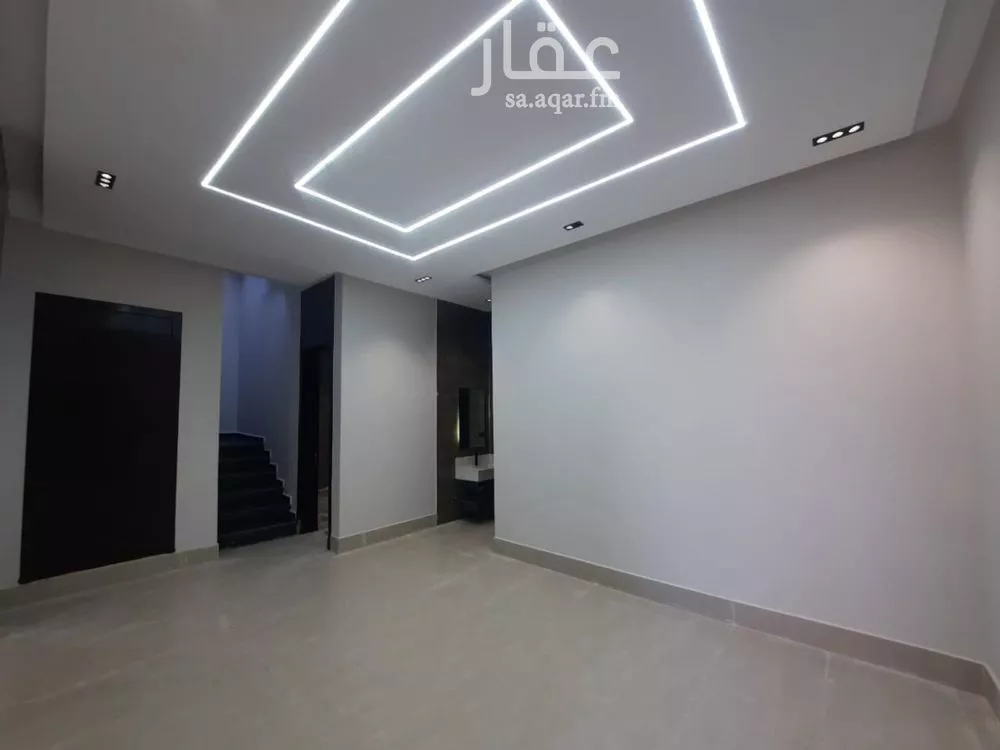 6 bedroom villa in Al Uraija Al Gharbiyah 5