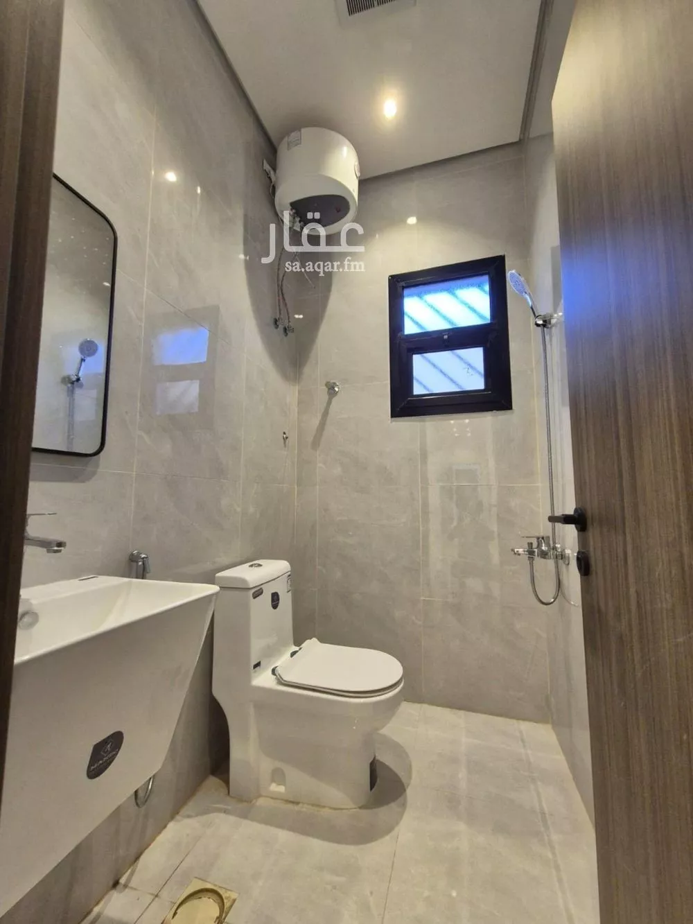 2 bedroom apartment in Al Janadriyah 8