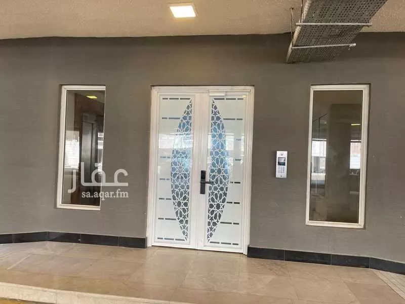 شقة 4 غرف في الحمرا 7