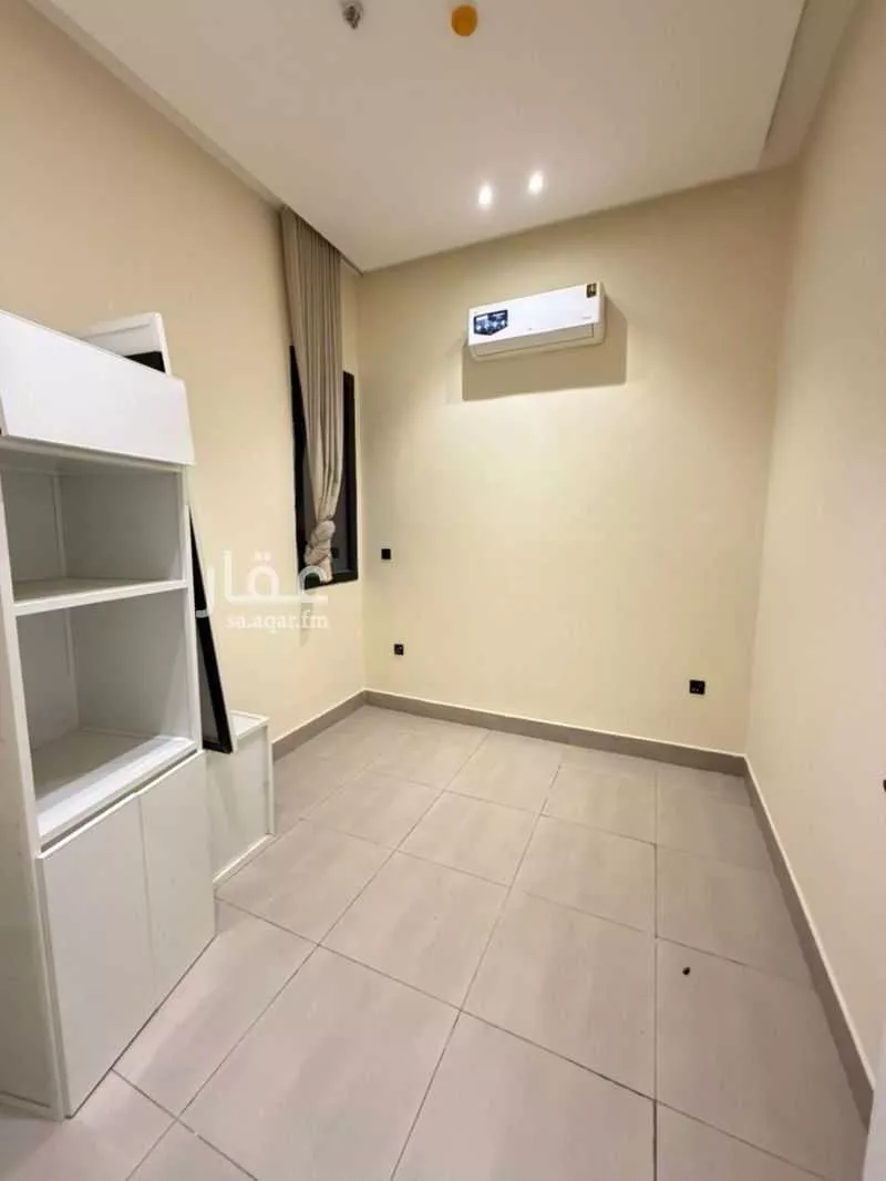 3 bedroom apartment in Ishbiliyah, Riyadh 2