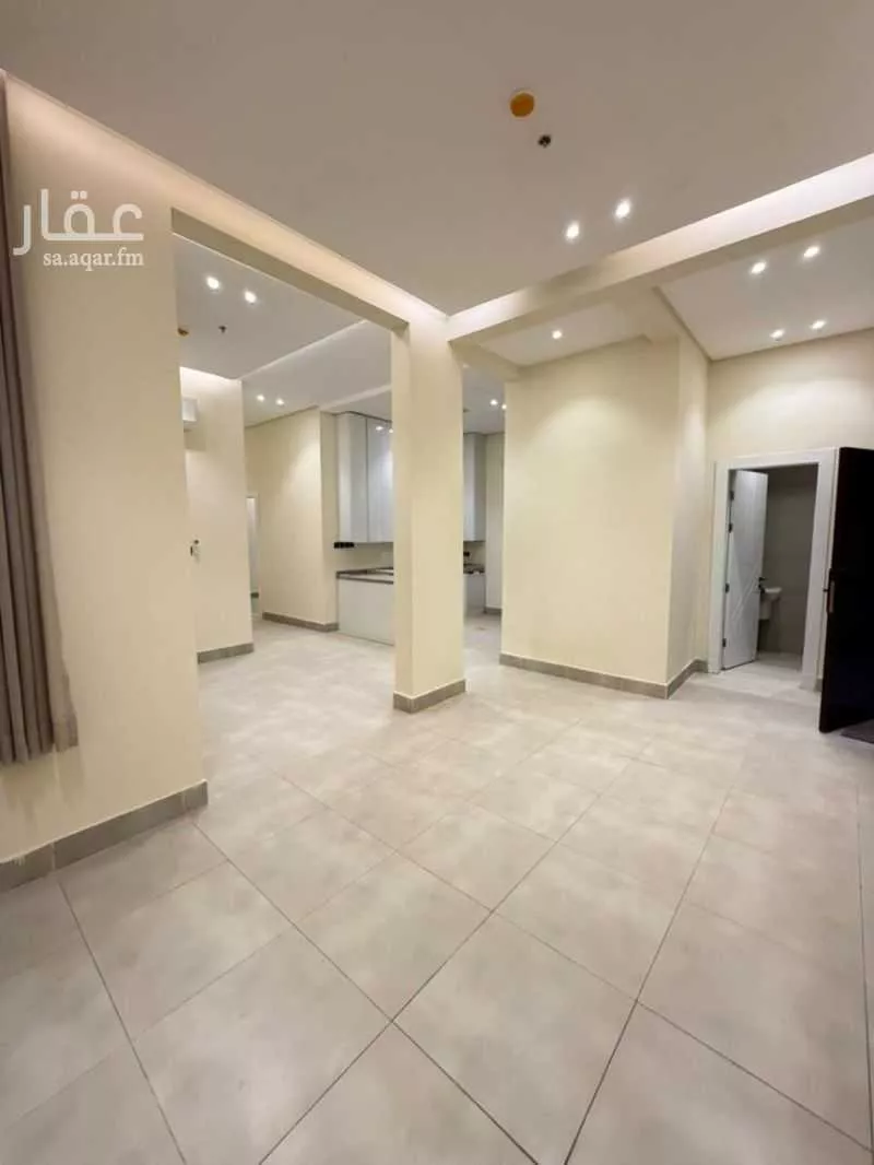 3 bedroom apartment in Ishbiliyah, Riyadh 7