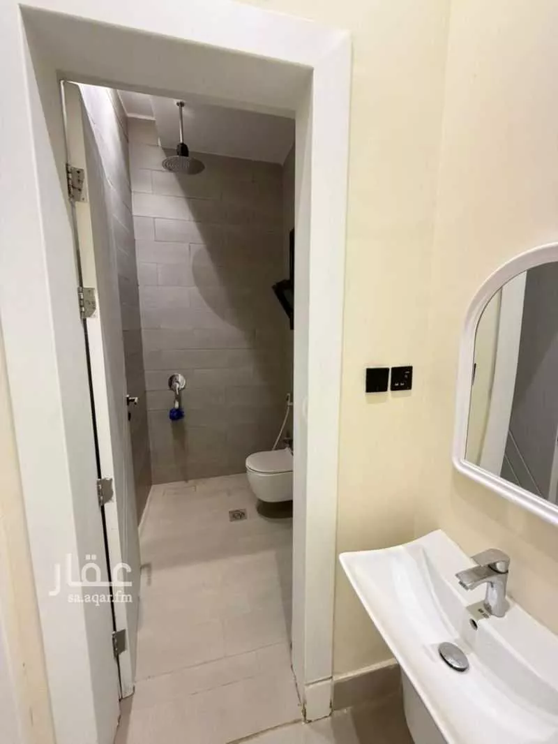 3 bedroom apartment in Ishbiliyah, Riyadh 4