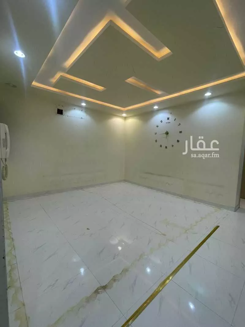 شقة 3 غرف في الرمال 4