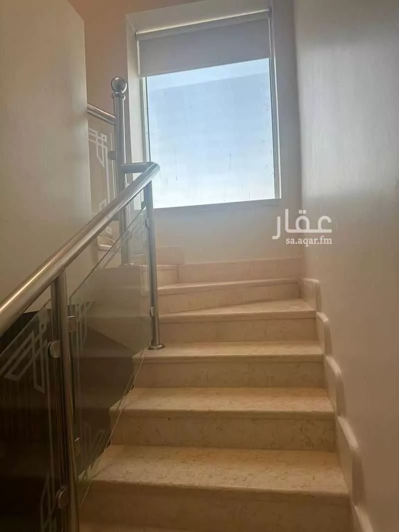 شقة 7 غرف في المغرزات 10
