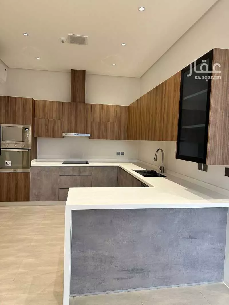 3 bedroom apartment in Al Malqa 5